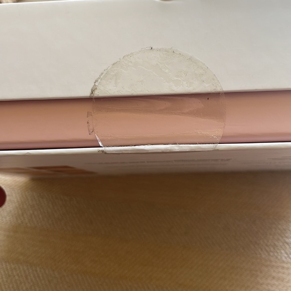 GloPro Microneedling Rejuvenation Tool box is distressed but sealed - Picture 2 of 5